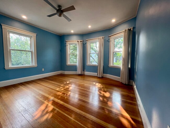 Building Photo - 216 Prospect St Unit 2 Rental