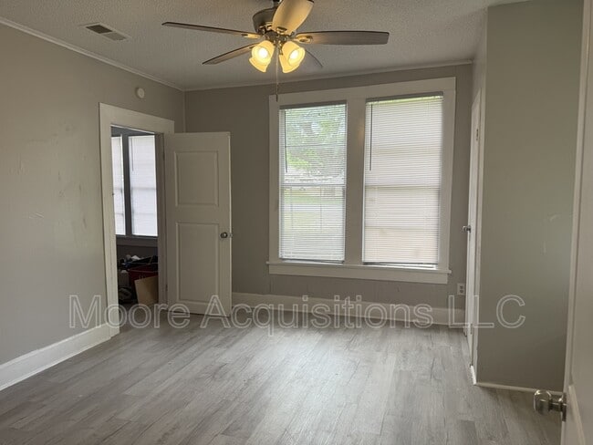Photo - 1108 W Center St