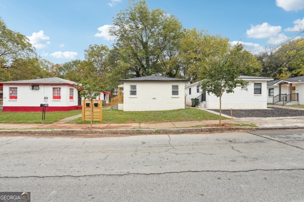 Photo - 1032 Garibaldi St SW