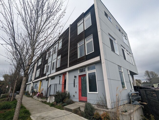 Modern Beacon Hill Townhouse - Modern Beacon Hill Townhouse
