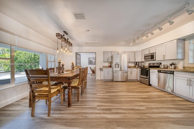 Photo - 1275 NE 204th Terrace