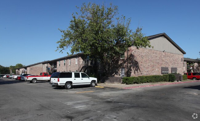 Estates At Spring Branch Apartments For Rent In Houston Tx Photo Estates At Spring Branch Apartments