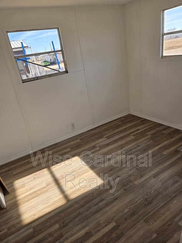 Photo - 502 N Avenue F