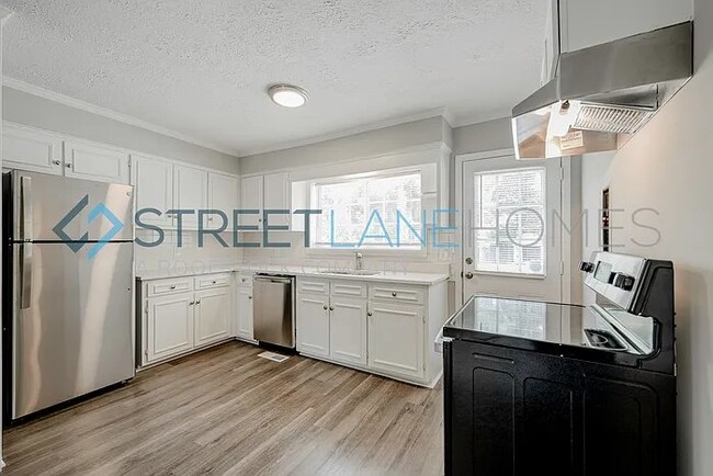 Photo - 3009 21st Ave