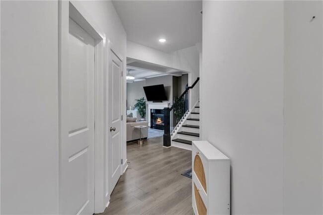 Photo - 7689 Baron Rd