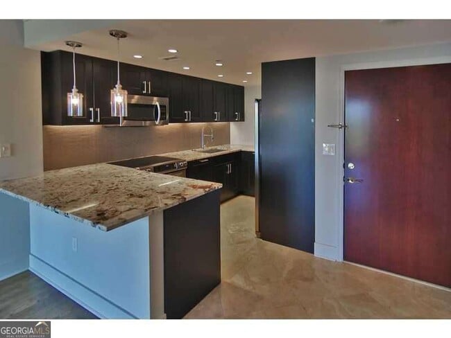 Building Photo - 199 14th St NE Unit 1503