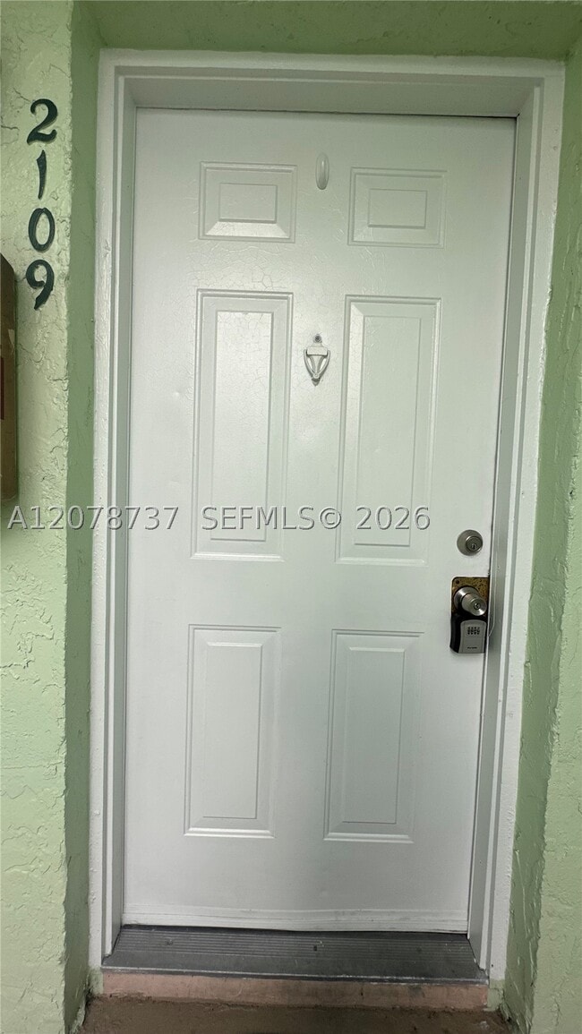 Building Photo - 4096 N Pine Island Rd Unit 2109