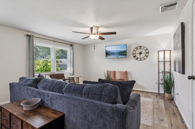 Photo - All Inclusive Furnished Rental