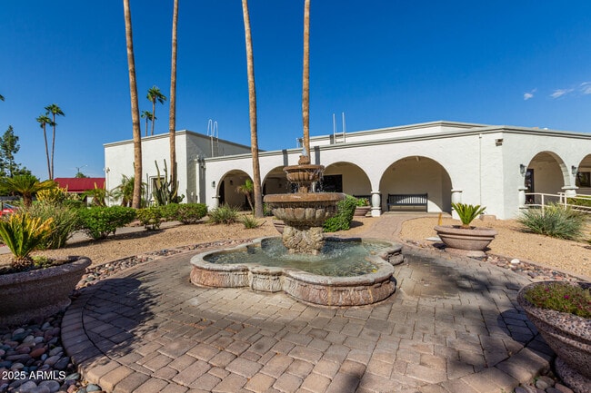 Photo - 7930 E Camelback Rd Apartment Unit 508