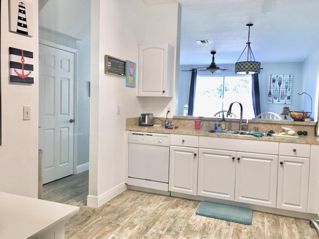 Photo - 3638 Pine Oak Cir