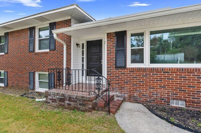 Photo - 1823 Pisgah Rd