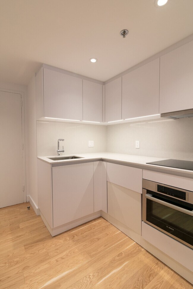 Photo - 3455 Rue Aylmer Unit 209