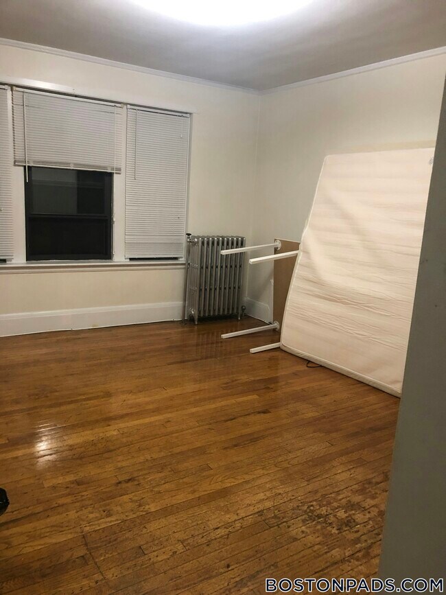 Photo - 349 Pleasant St Unit B3-6