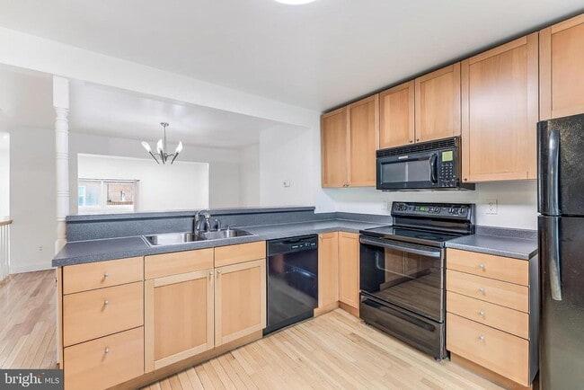 Photo - 2331 Harleyford Ct