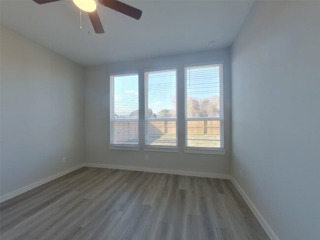 Photo - 2331 Cohorn Trl