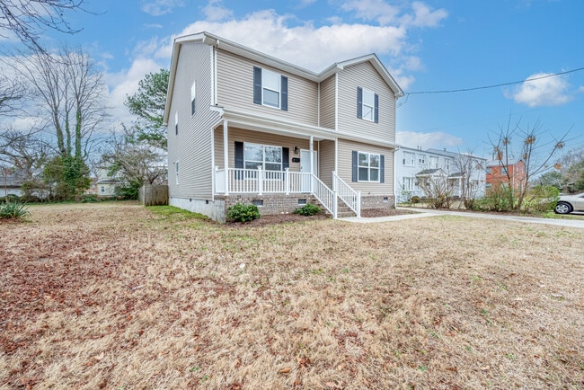 Photo - 815 E 30th St