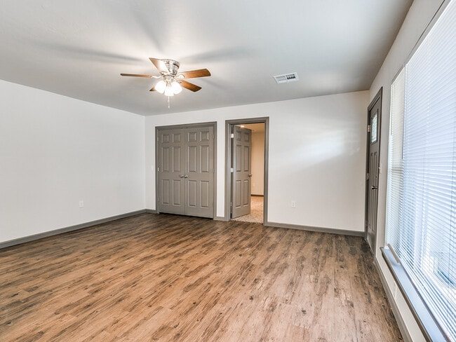 Photo - 2416 NW 42nd St