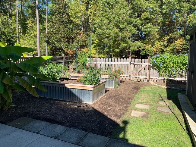 Photo - 10813 Cokesbury Ln