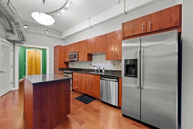 Photo - Beautiful Condo in downtown Norfolk!