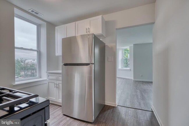 Building Photo - 2324 Callow Ave Rental
