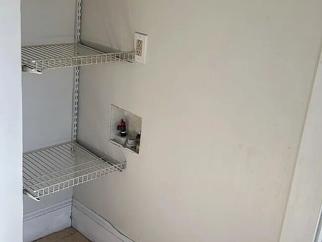 Photo - 483 Broad St Unit #3s
