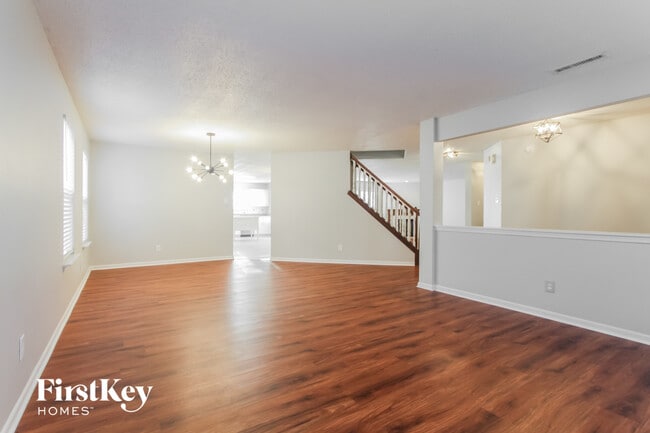 Photo - 2310 Amberleigh Dr