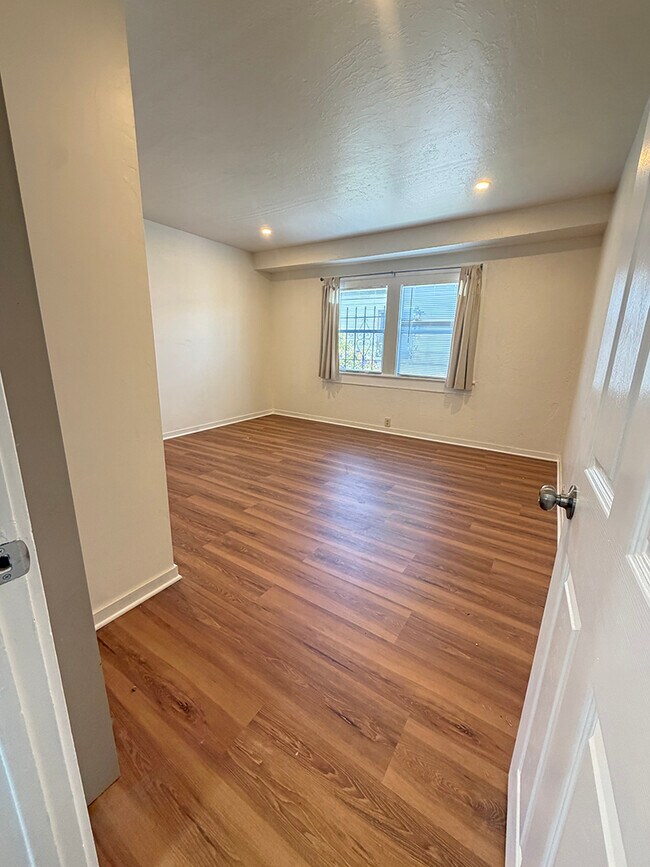 2539 Grande Vista Ave Unidad 1
