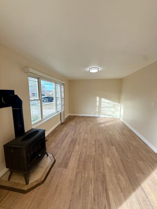 Photo - Great 3 bedroom 2 bath Home with Attached Garage in North Fort Collins, CO - Newly Updated with ...