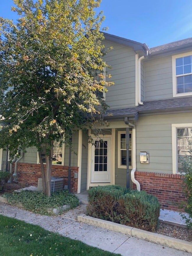 Photo - 3 bed 3 bath townhome - Ready 4/10/26