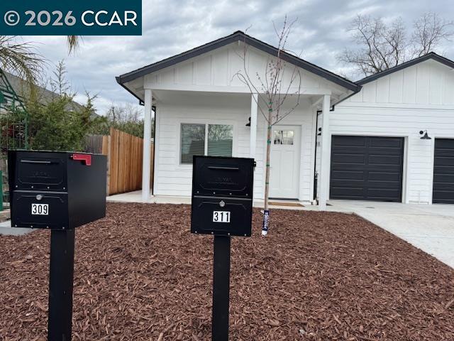 Photo - 309 Lampasas Ave