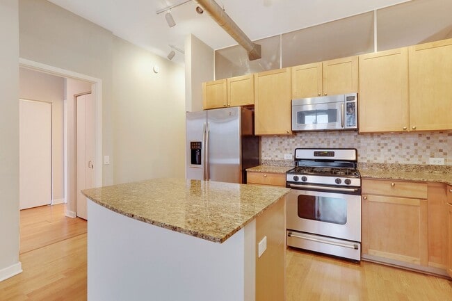 Photo - Gorgeous River North penthouse for rent!