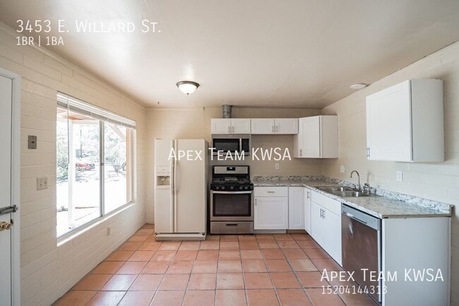 Photo - 3453 E Willard St