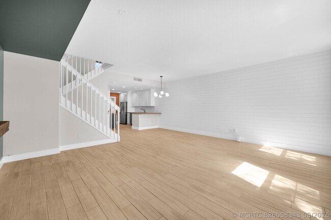 228 Murray Ct