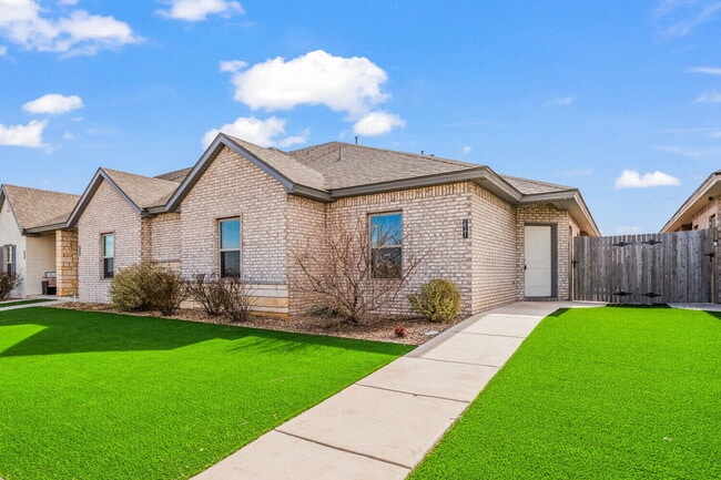 Photo - 2541 134th St