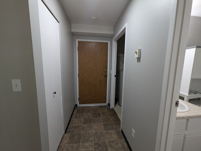 Photo - 45669 McIntosh Drive110