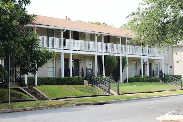 Douglas Court Apartments - Douglas Court Apartments
