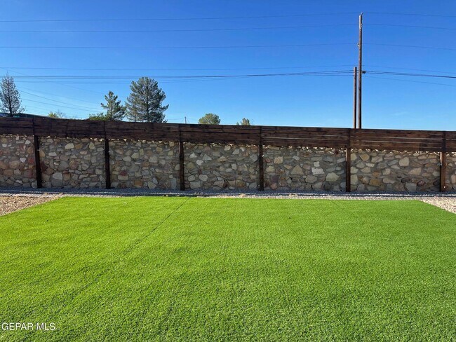 Photo - 264 Bagwell Ct