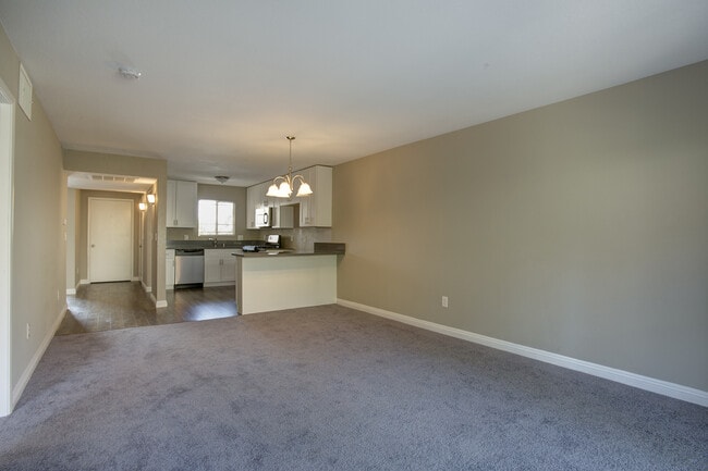 1908 Tierra Vista Dr