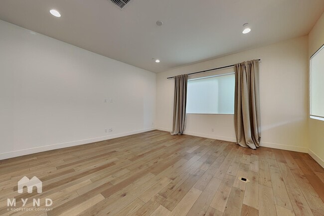 Photo - 6807 E Orion Dr