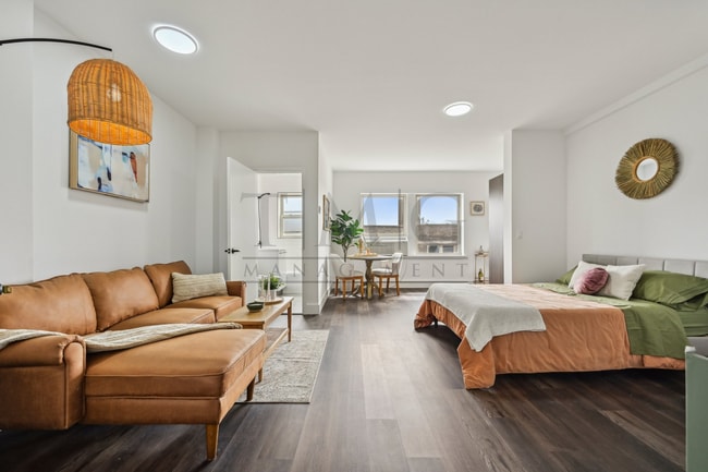 Photo - Brand New Studio with Luxe Finishes & Natu... Unit 1553 - 309