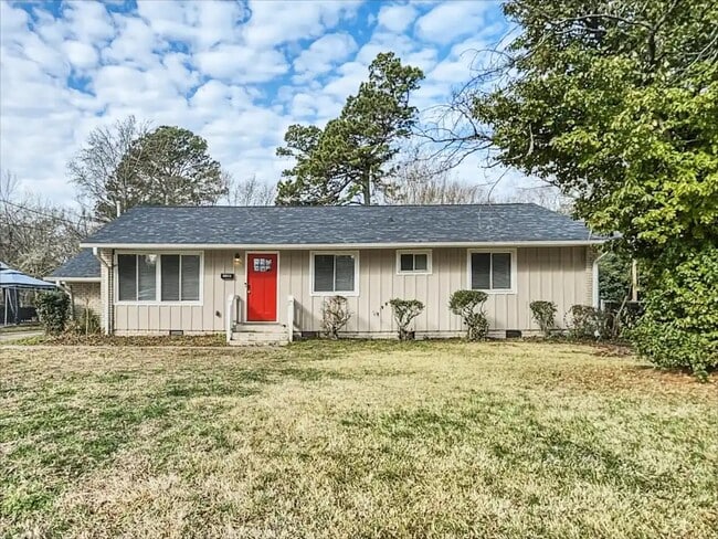 Photo - 15 Bobolink Rd