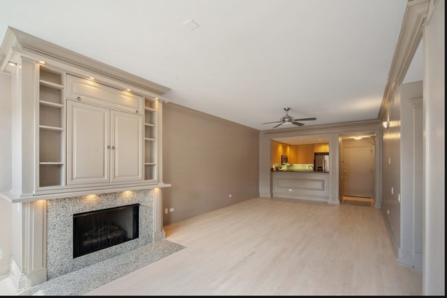 Building Photo - 1515 N Wells St Unit 4E