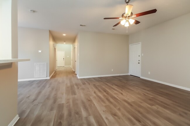 Photo - 8506 Deer Meadow Dr