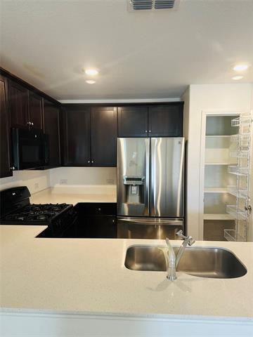 Photo - 3212 Coyote Way