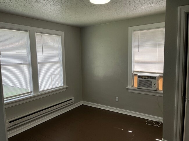 Photo - 3400 NW 15th St Unit B2