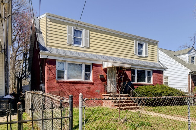 Photo - 245 Orange Ave Unit # 1