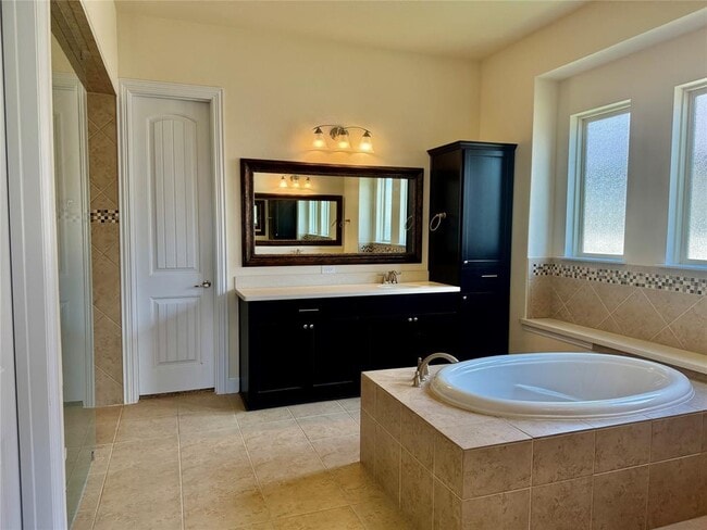 Photo - 21413 Merveil Dr