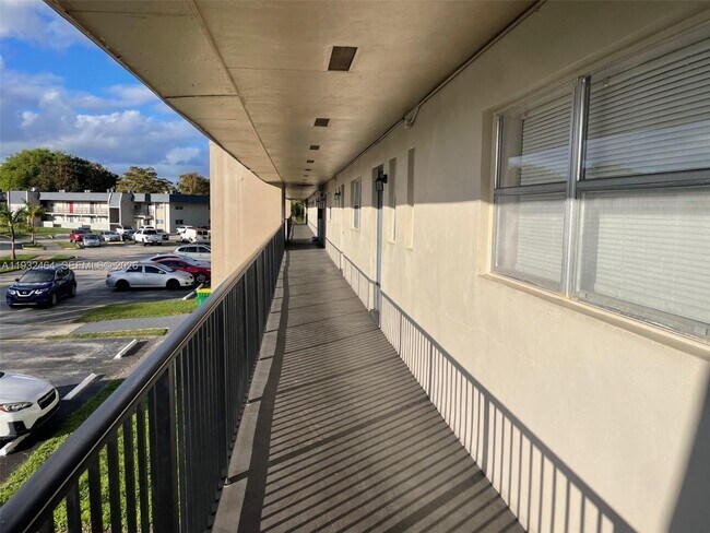 Photo - 7800 S Colony Cir Unit 206