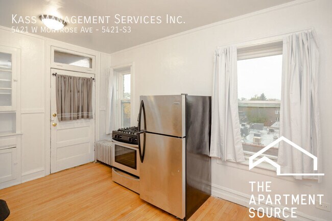 Photo - 5421 W Montrose Ave