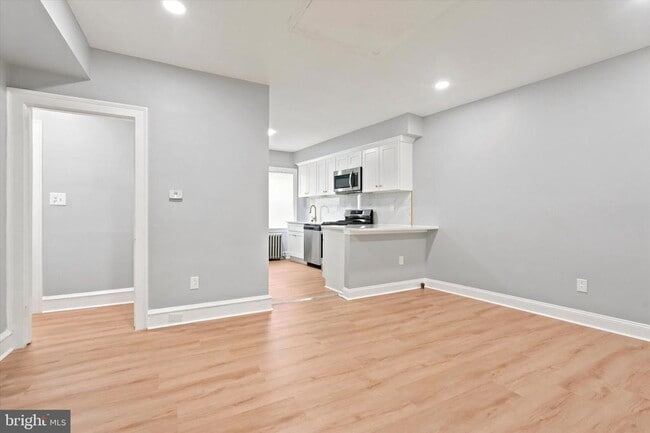 Photo - 5548 Ridge Ave Unit 2ND FL